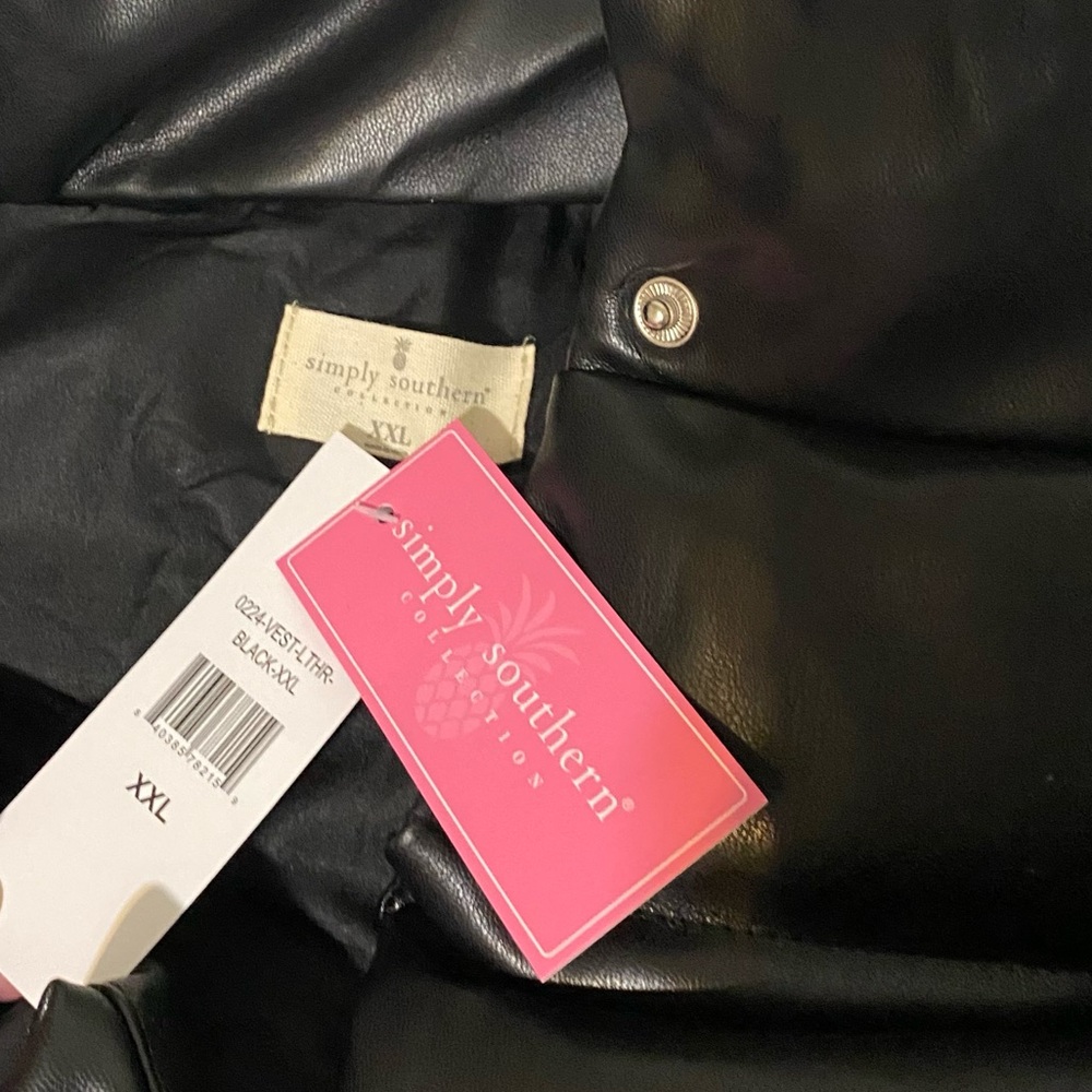 NWT Women Puffer Vest Faux Leather Black NEW XXL Oversized Bikercore Whimsygoth - Picture 7 of 12